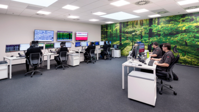 operator_02.jpg operator_02.jpg